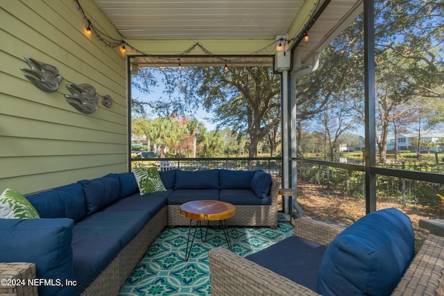 view of sunroom / solarium