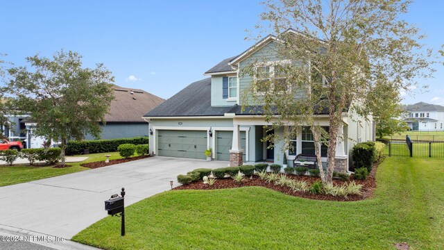 view of front of property with a front lawn