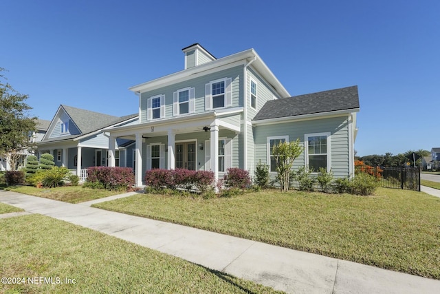 view of front of property featuring a front lawn