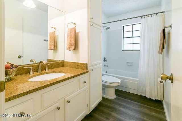 full bathroom featuring shower / bathtub combination with curtain, vanity, toilet, and wood-type flooring