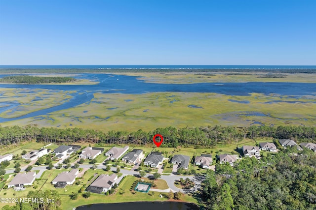 bird's eye view featuring a water view