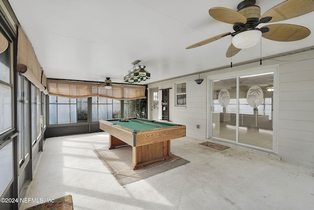 recreation room with ceiling fan and billiards