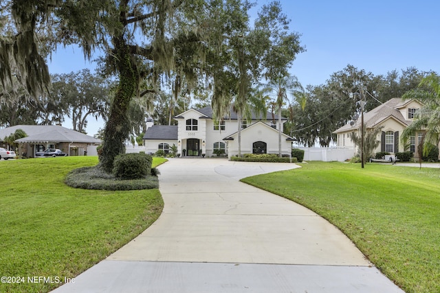 view of front of property with a front yard