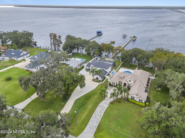 bird's eye view with a water view