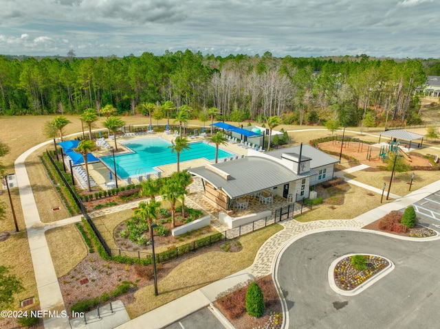 view of swimming pool