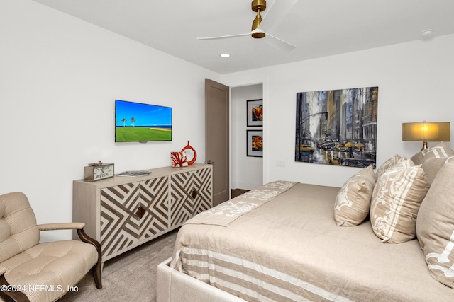 bedroom with carpet flooring and ceiling fan