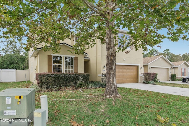 view of front of home with a front lawn