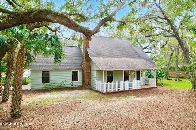 view of front of property with a porch