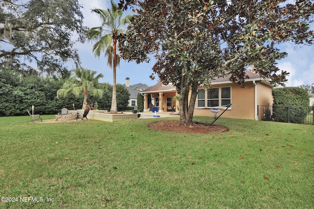 view of yard with a patio