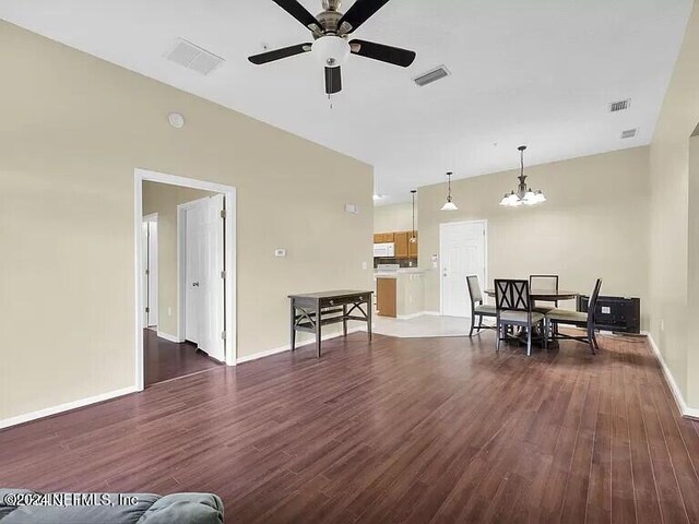 6105 Maggies Cir Unit 101, Jacksonville, FL 32244 - photo 5