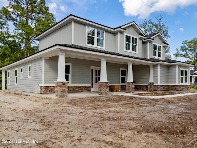 view of front of home with covered porch