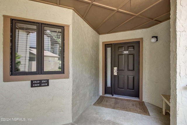 2322 Boxwood Ln, Fernandina Beach, FL 32034 - property entrance featuring stucco siding