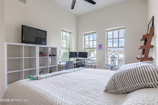 bedroom featuring ceiling fan