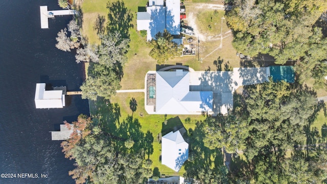 bird's eye view with a water view