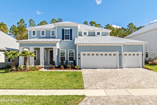 view of front facade with a front yard