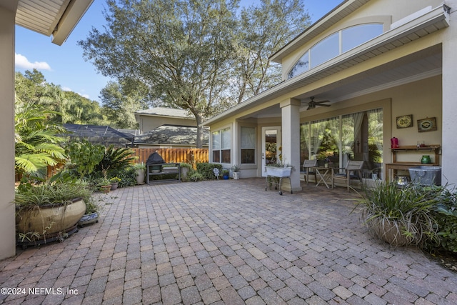 view of patio with ceiling fan