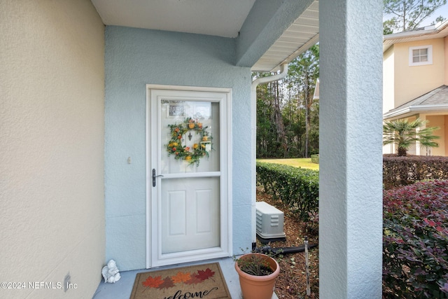 view of property entrance