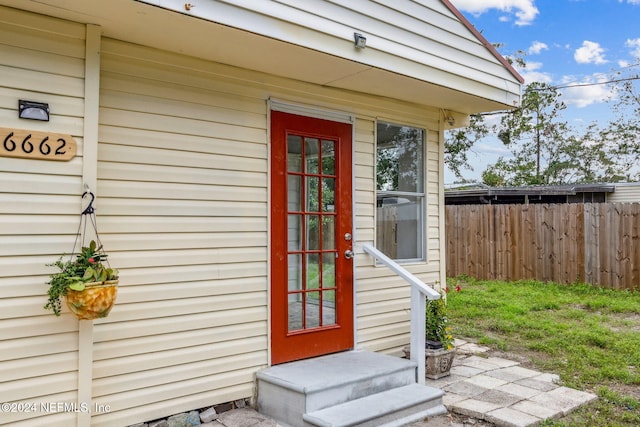 view of property entrance