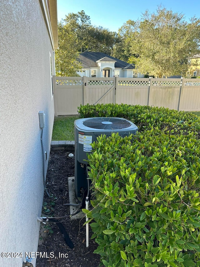 view of yard featuring cooling unit