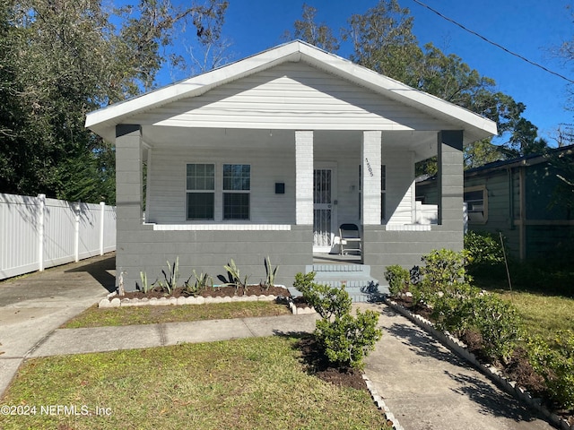 bungalow featuring covered porch