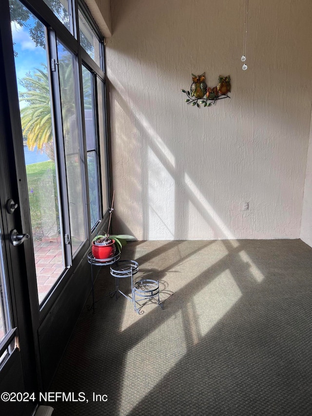 view of sunroom / solarium