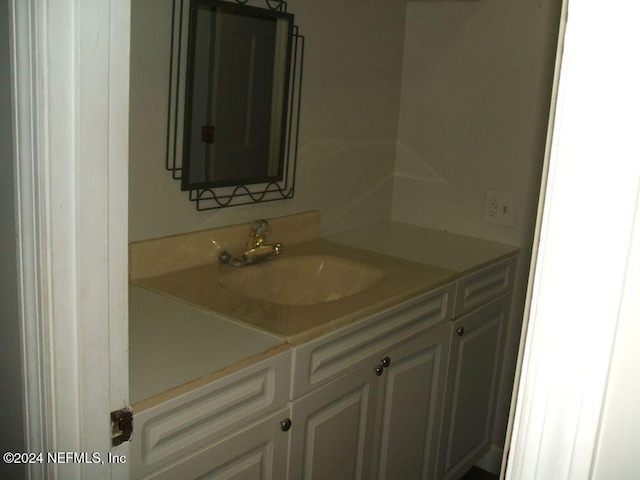 1113 Fieldcrest Rd, Jasper, FL 32052 - bathroom featuring vanity