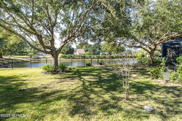 view of yard with a water view