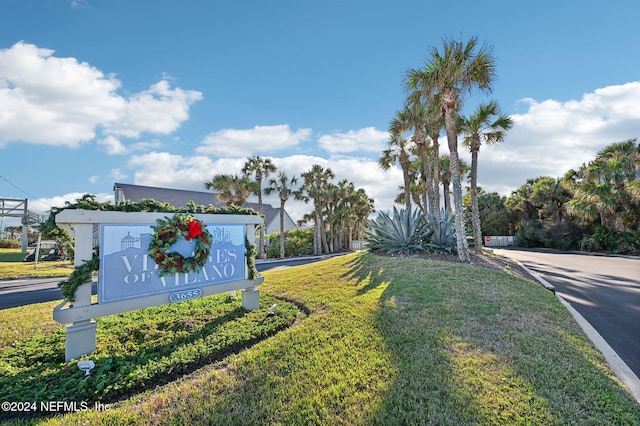 view of community / neighborhood sign