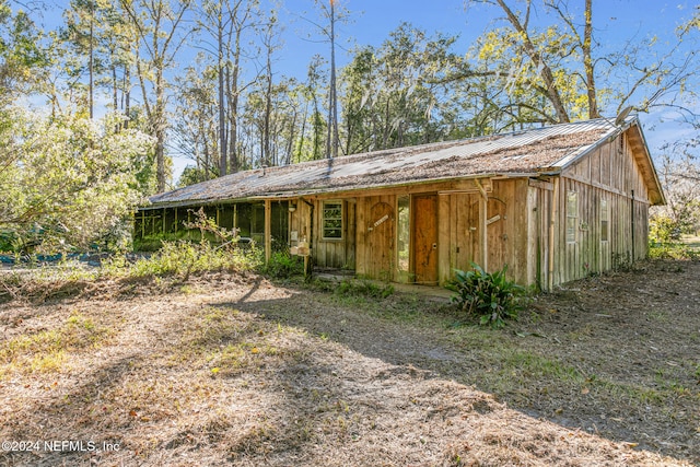 view of outbuilding