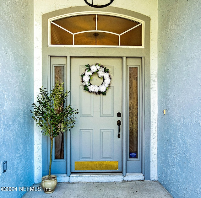 view of entrance to property