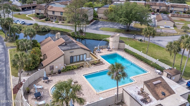 bird's eye view with a water view