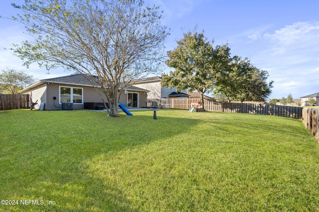 view of yard featuring a playground