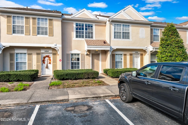 view of townhome / multi-family property