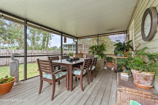 view of sunroom / solarium