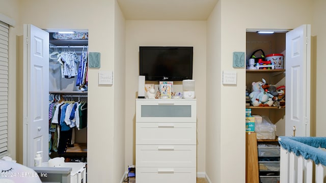 bedroom featuring a closet