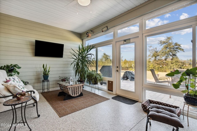 view of sunroom / solarium