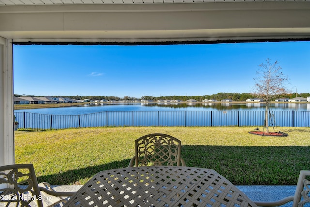 view of yard with a water view