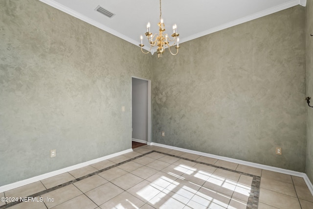 tiled empty room featuring a notable chandelier and crown molding