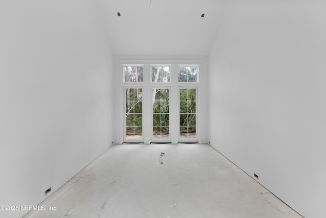 empty room with a towering ceiling