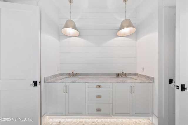 260 Autumn Tide Trl, Ponte Vedra, FL 32081 - bathroom featuring double vanity