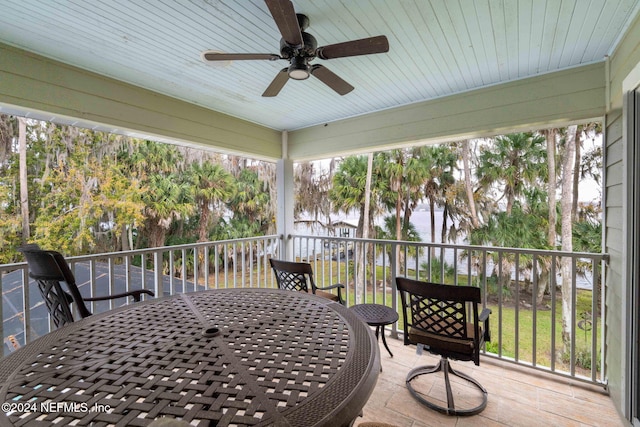 deck featuring ceiling fan