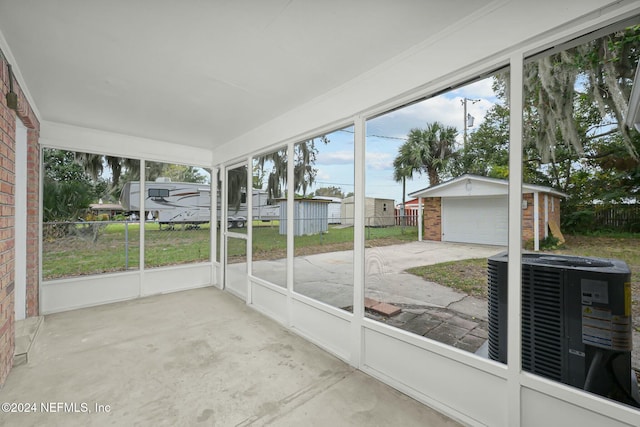 view of unfurnished sunroom