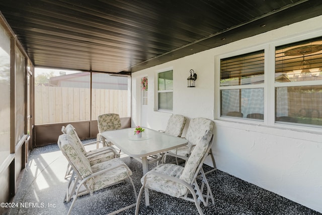 view of sunroom / solarium