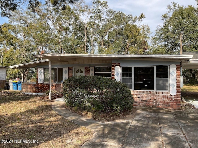 view of front of home