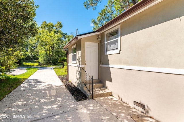 view of entrance to property