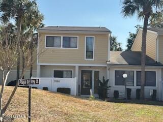 view of front of house with a front yard