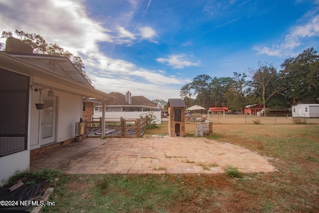 view of yard with a patio area