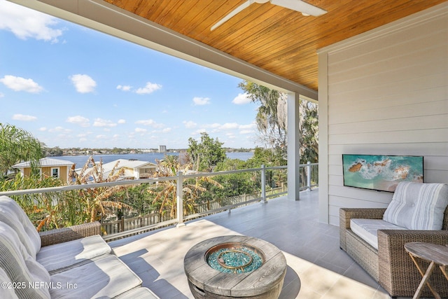 view of patio / terrace with ceiling fan