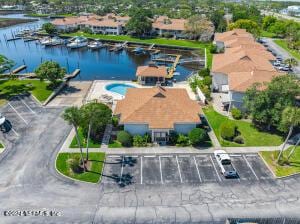 bird's eye view featuring a water view