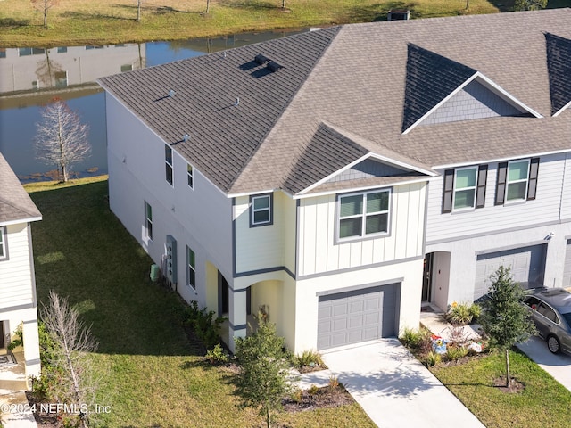 bird's eye view featuring a water view